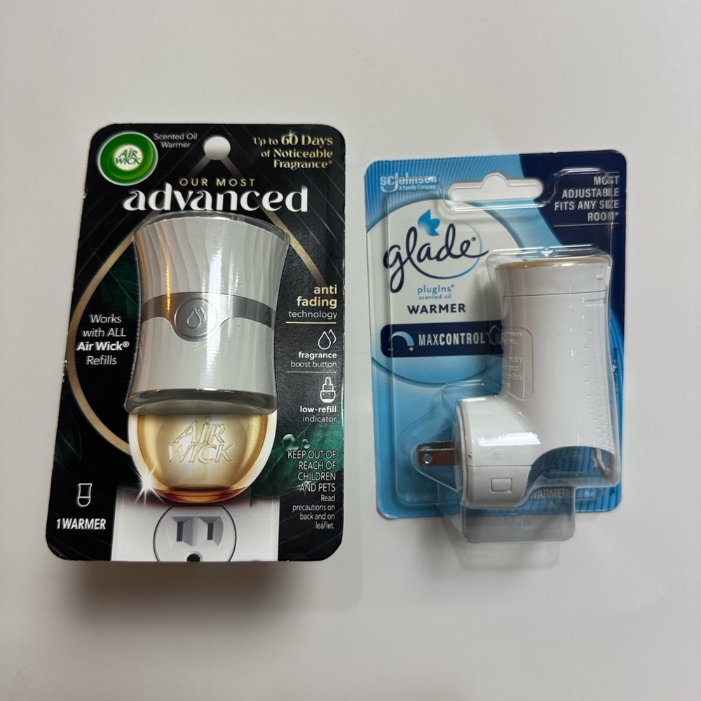 Air Wick and Glade Plug-In Warmers Brand New Set